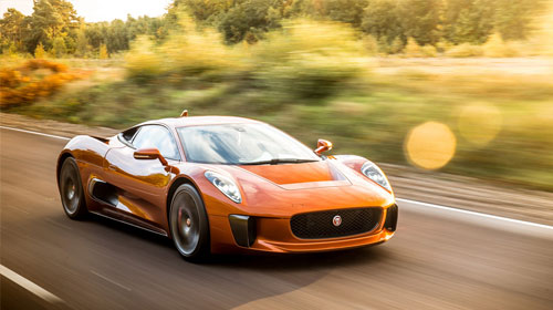 奔腾的荷兰女子足球勇往直前赢得世界杯